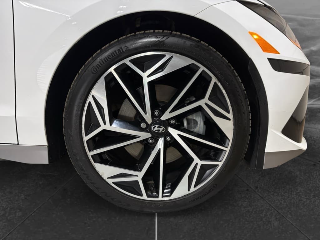 2023 Hyundai IONIQ 6 view 33