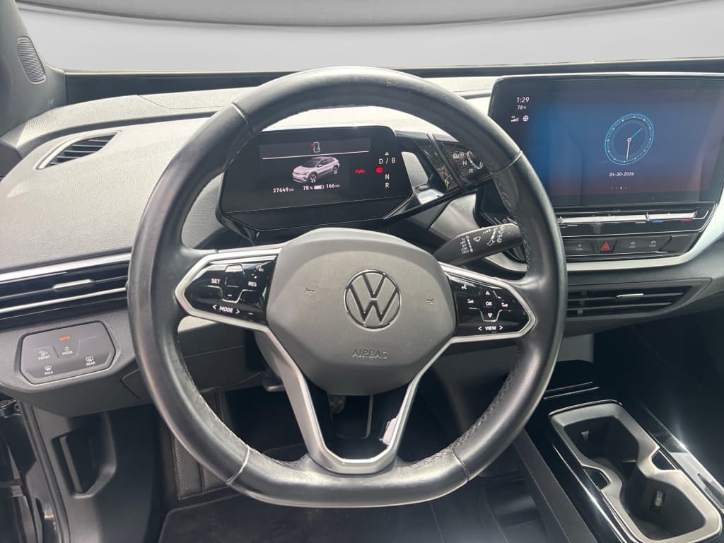 2022 Volkswagen ID.4 view 5