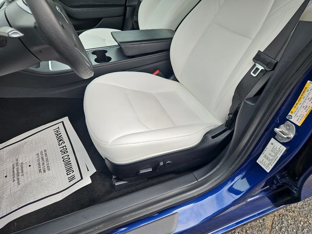 2021 Tesla Model 3 view 7