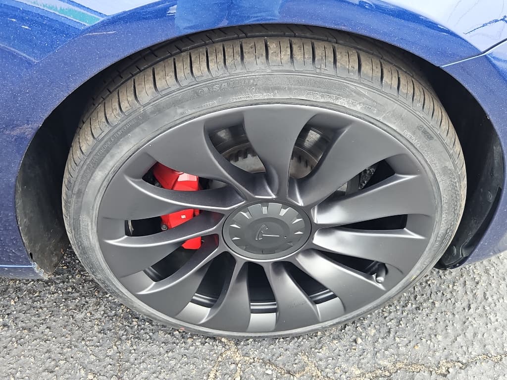 2021 Tesla Model 3 view 31