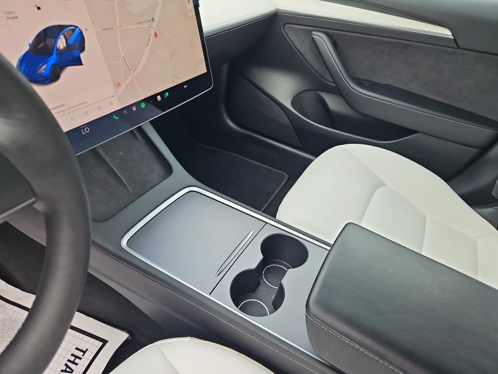 2021 Tesla Model 3 view 19