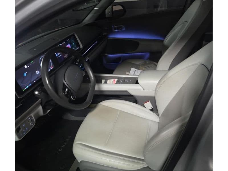 2023 Hyundai IONIQ 6 view 5