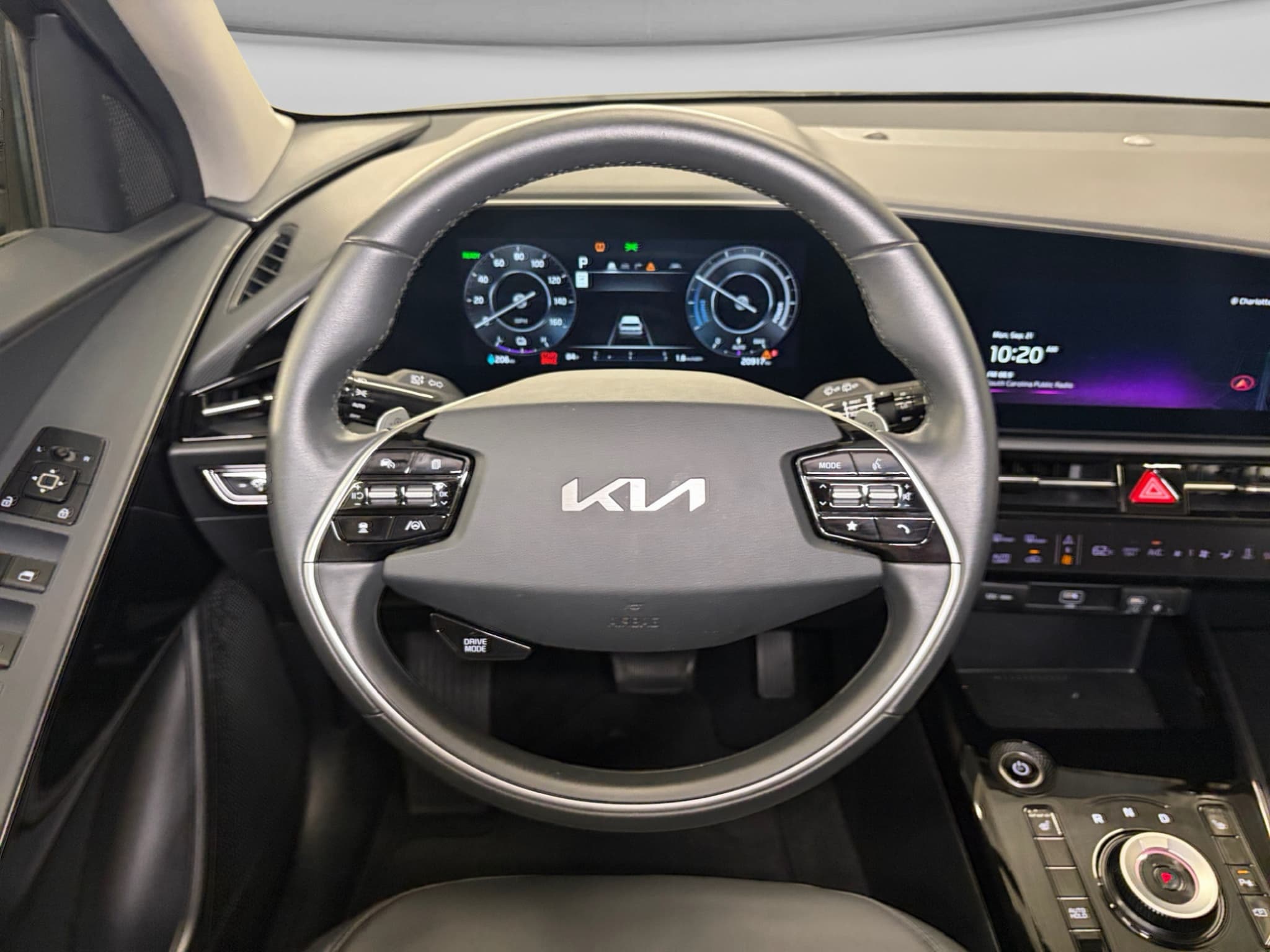 2023 Kia Niro EV view 7