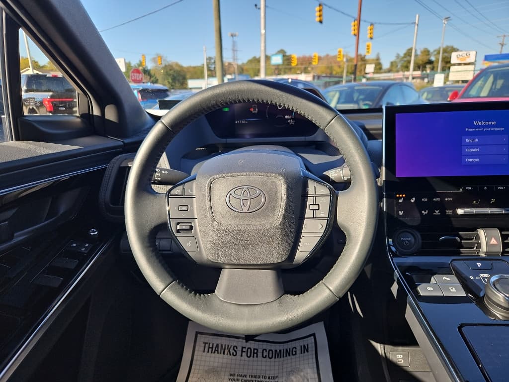 2023 Toyota bZ4X view 8