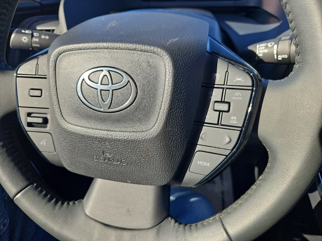 2023 Toyota bZ4X view 10