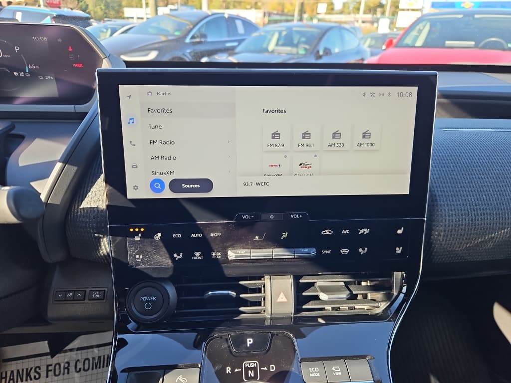 2023 Toyota bZ4X view 13