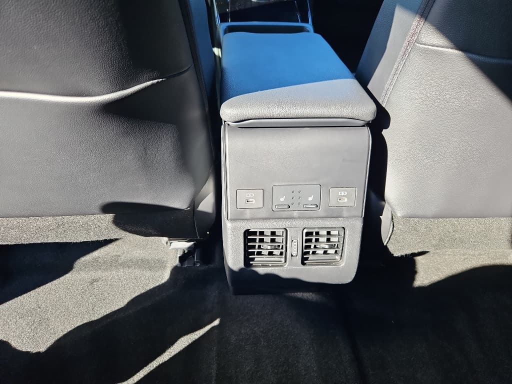 2023 Toyota bZ4X view 21