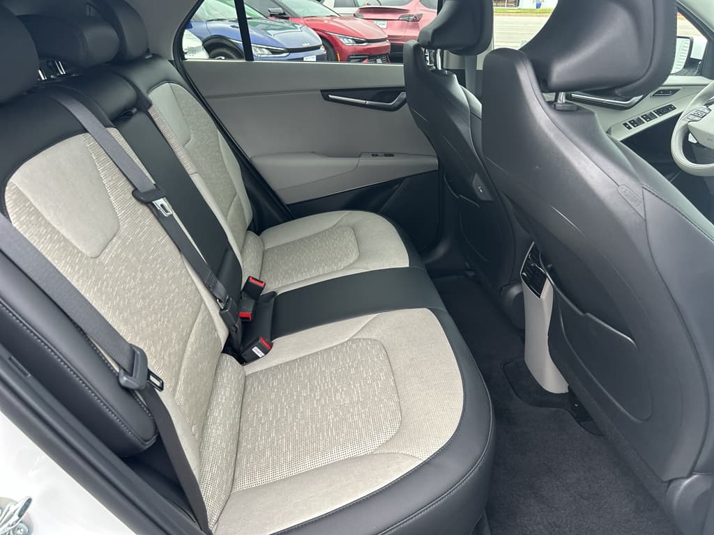 2023 Kia Niro EV view 23