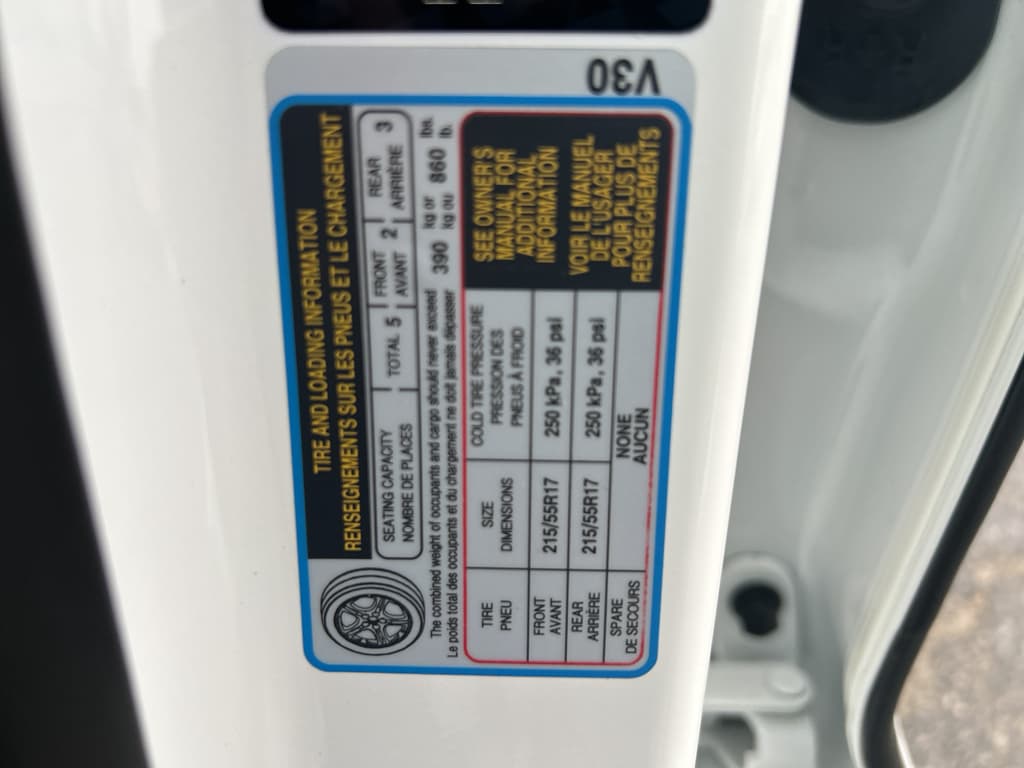 2023 Kia Niro EV view 10