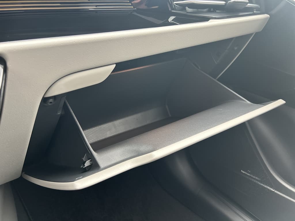 2023 Kia Niro EV view 21