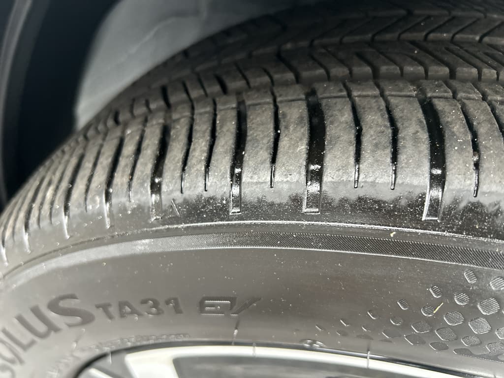 2023 Kia Niro EV view 25