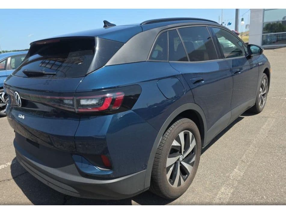 2023 Volkswagen ID.4 view 3