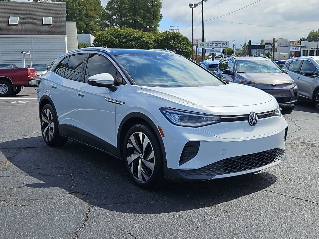 2021 Volkswagen ID.4 view 4