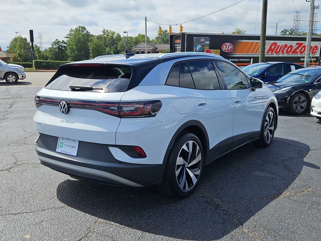2021 Volkswagen ID.4 view 3