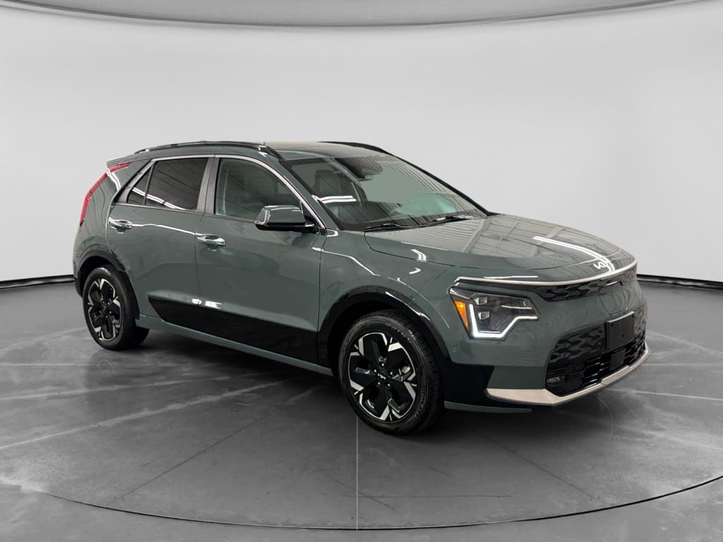 2023 Kia Niro EV view 4