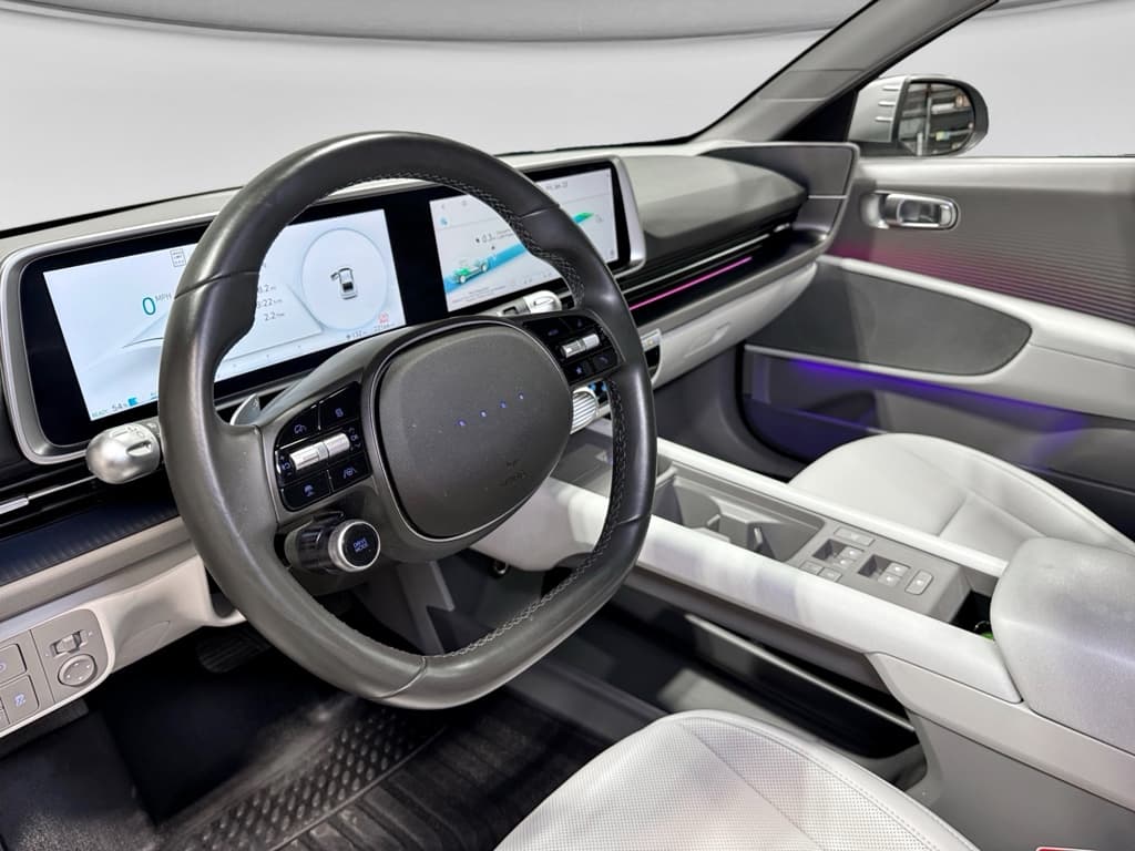 2023 Hyundai IONIQ 6 view 17