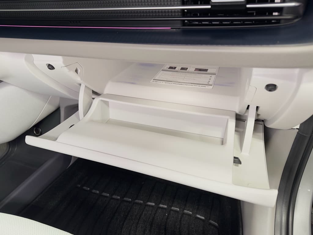 2023 Hyundai IONIQ 6 view 19