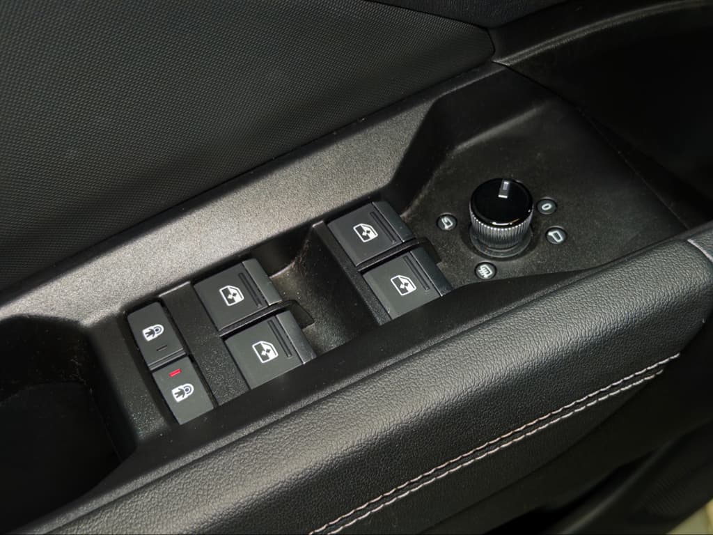2024 Audi Q4 e-tron view 7