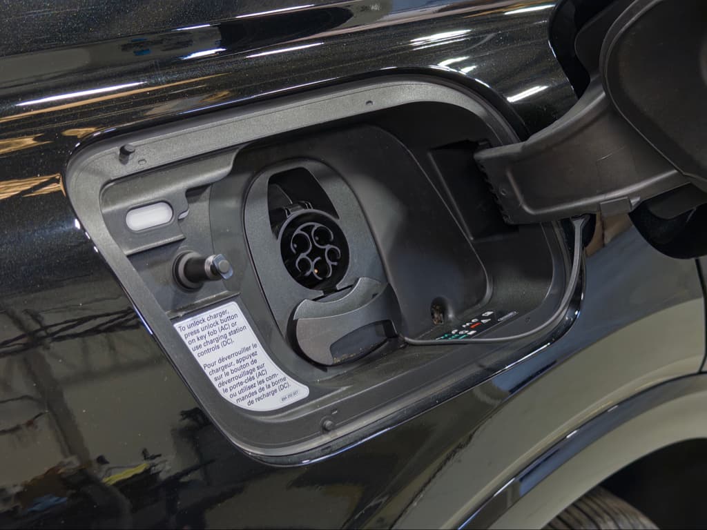 2024 Audi Q4 e-tron view 5