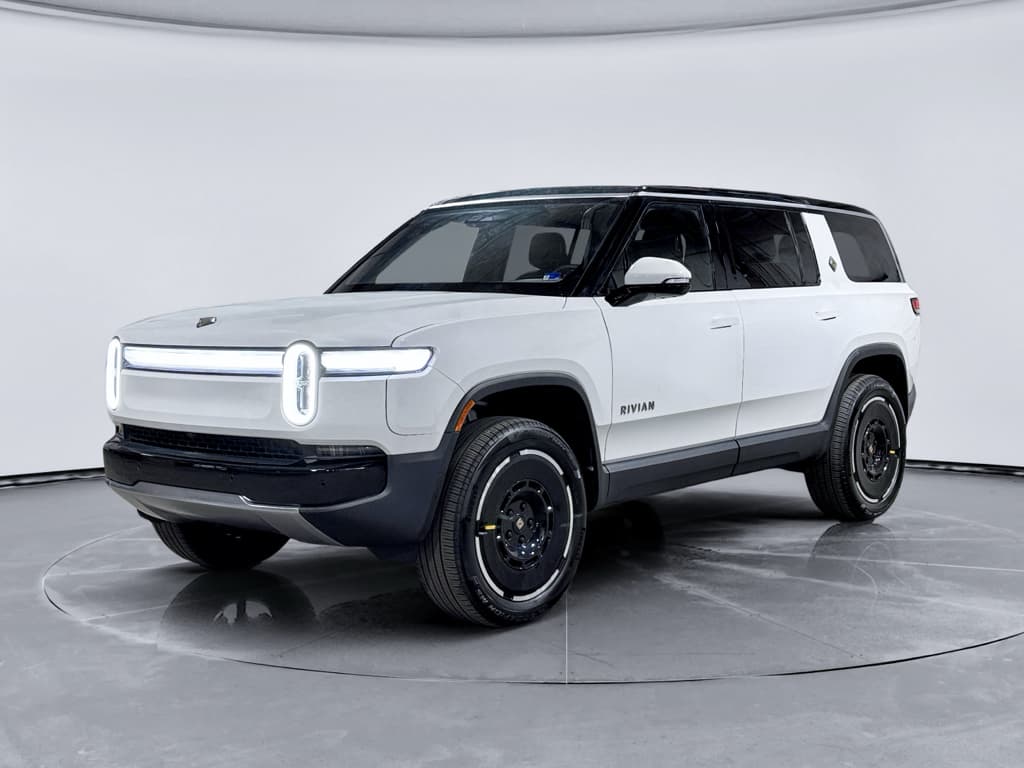 2025 Rivian R1S