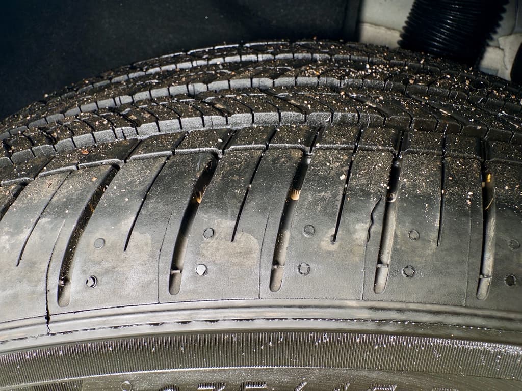 2025 Tesla Model 3 view 32