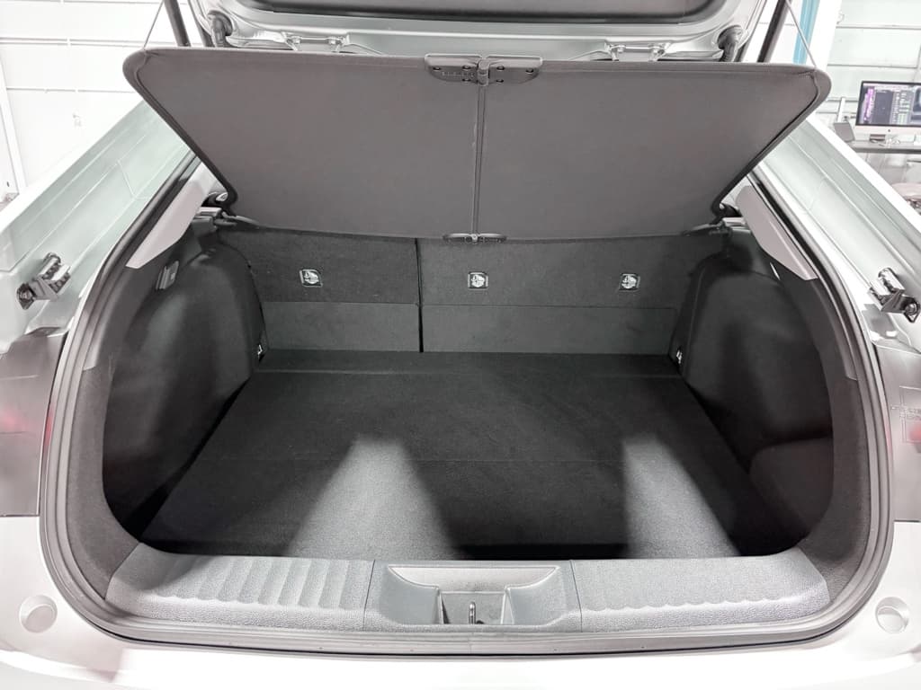 2025 Toyota Prius Prime view 22