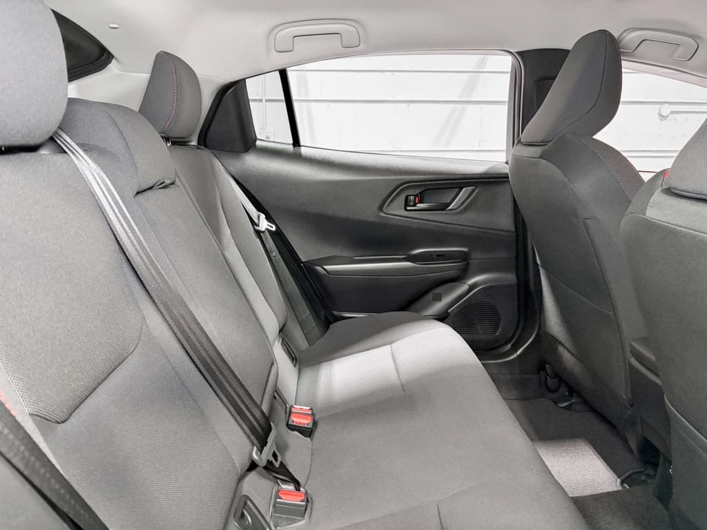 2025 Toyota Prius Prime view 19