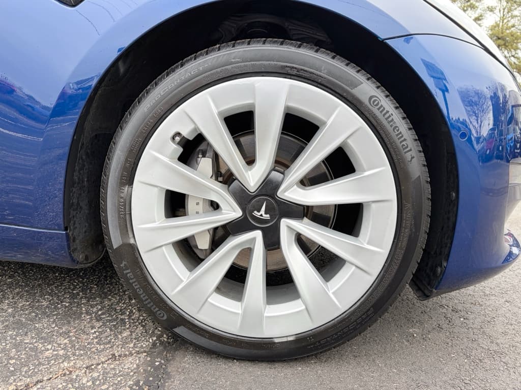 2021 Tesla Model 3 view 31