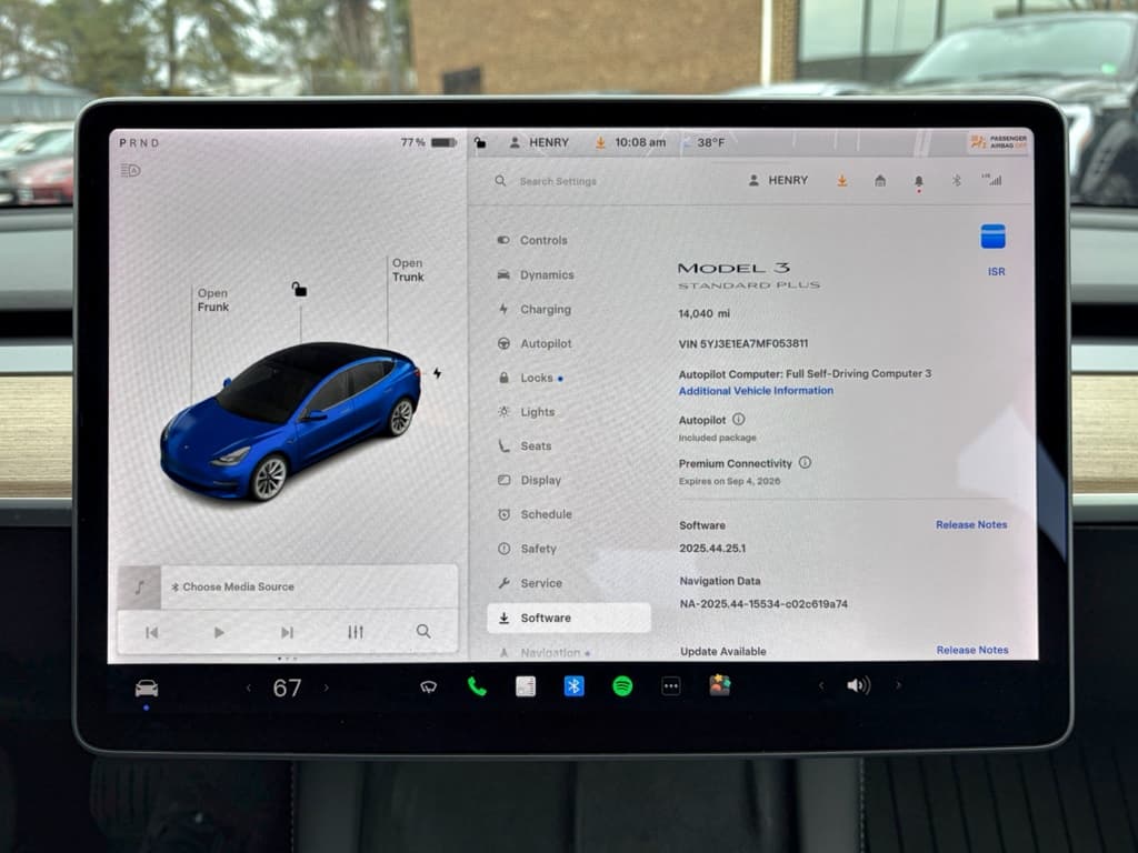 2021 Tesla Model 3 view 10