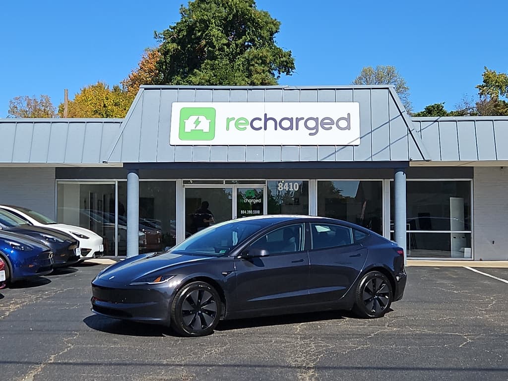 2025 Tesla Model 3 view 1