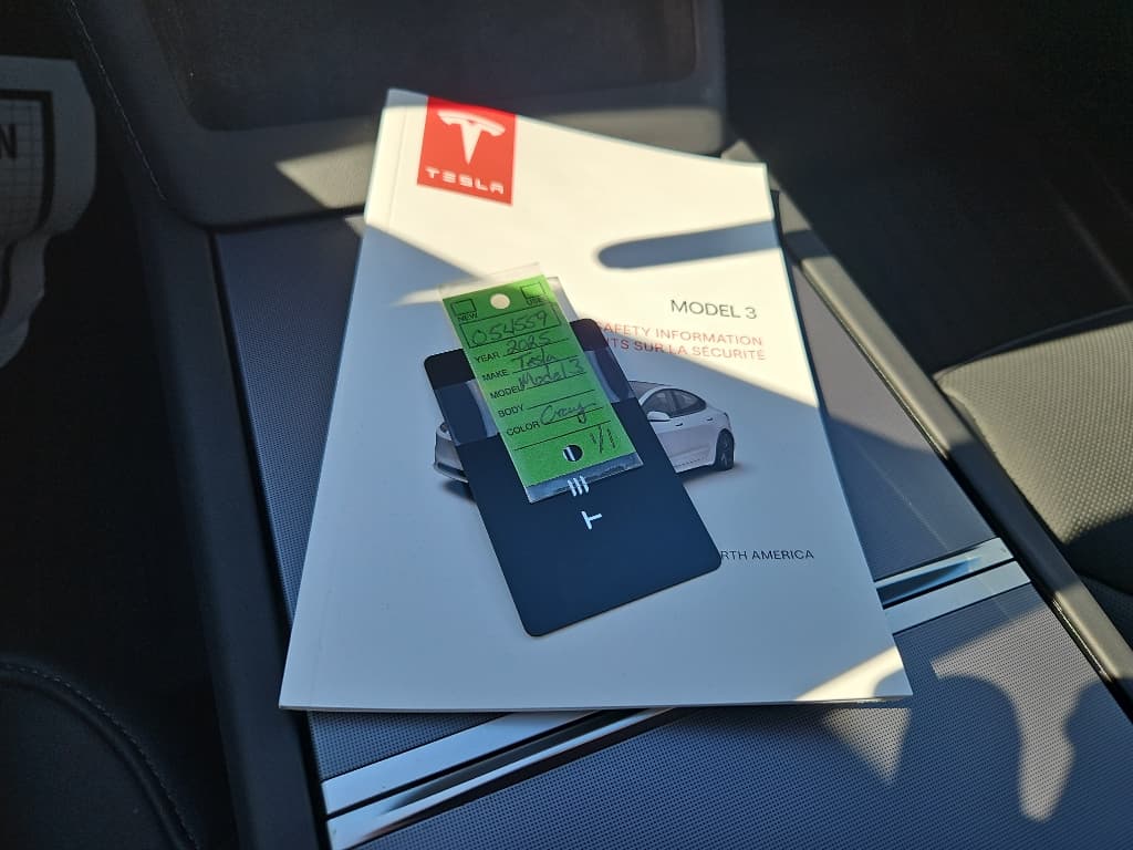 2025 Tesla Model 3 view 20