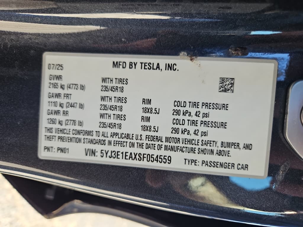 2025 Tesla Model 3 view 26