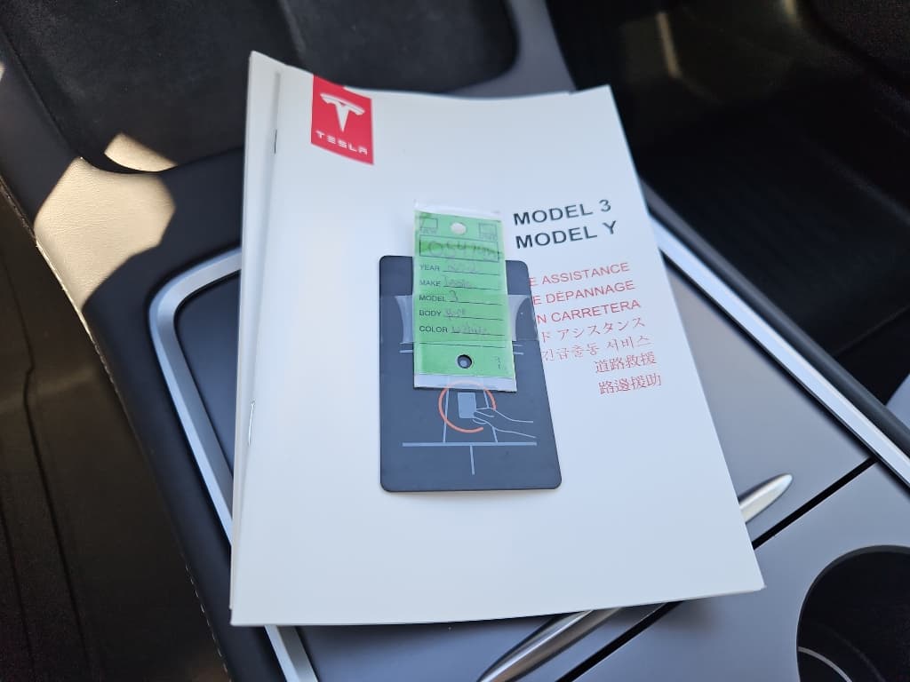 2021 Tesla Model 3 view 20