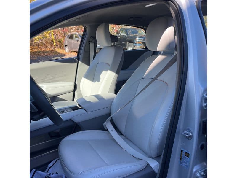 2024 Hyundai IONIQ 6 view 5