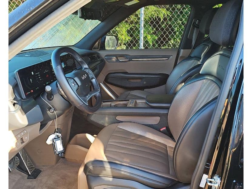 2025 Kia EV9 view 5