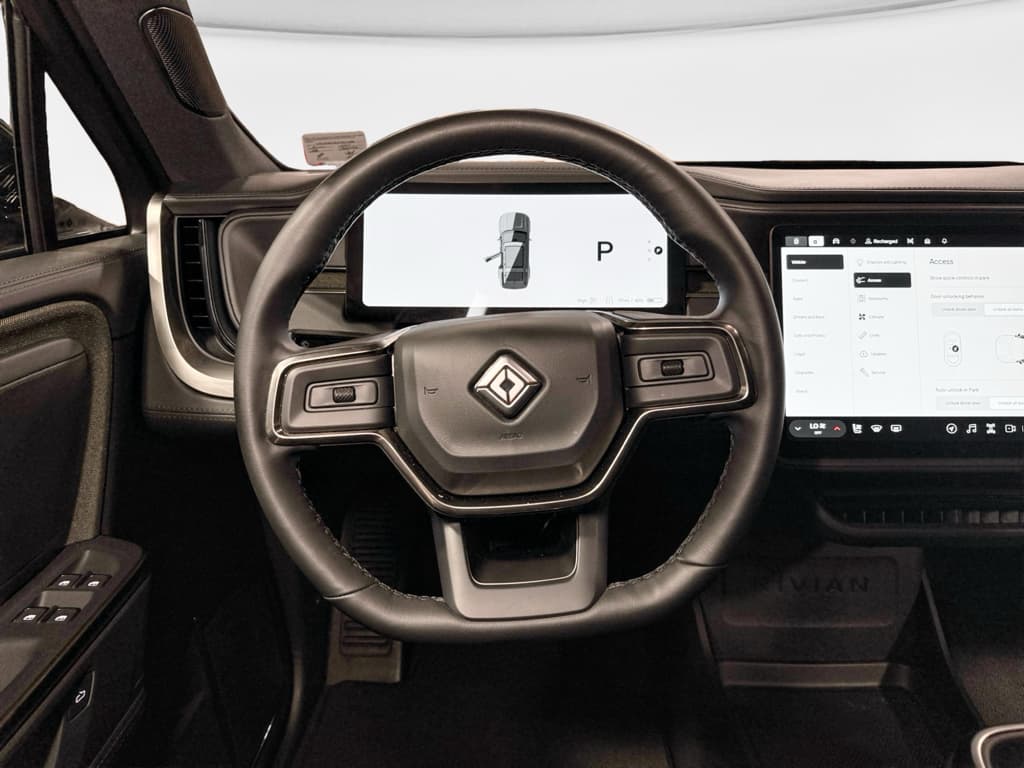 2025 Rivian R1S view 7