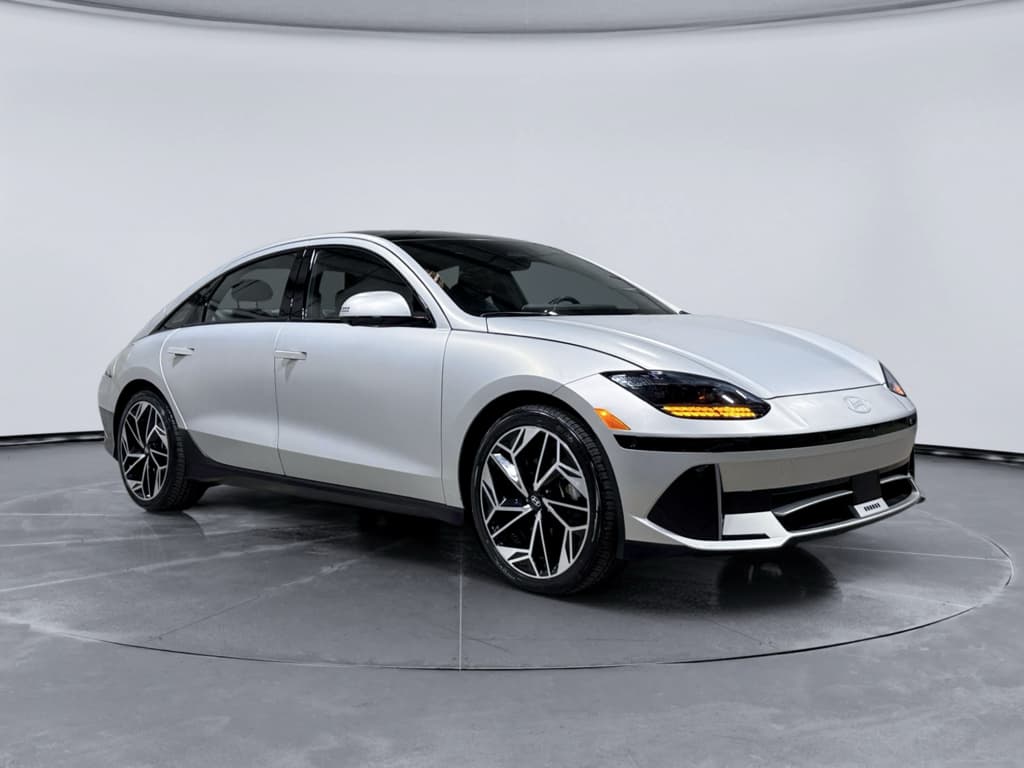 2024 Hyundai IONIQ 6 view 4