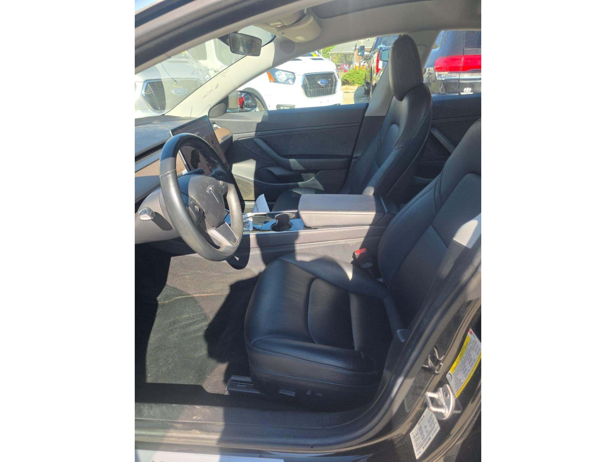 2018 Tesla Model 3 view 5
