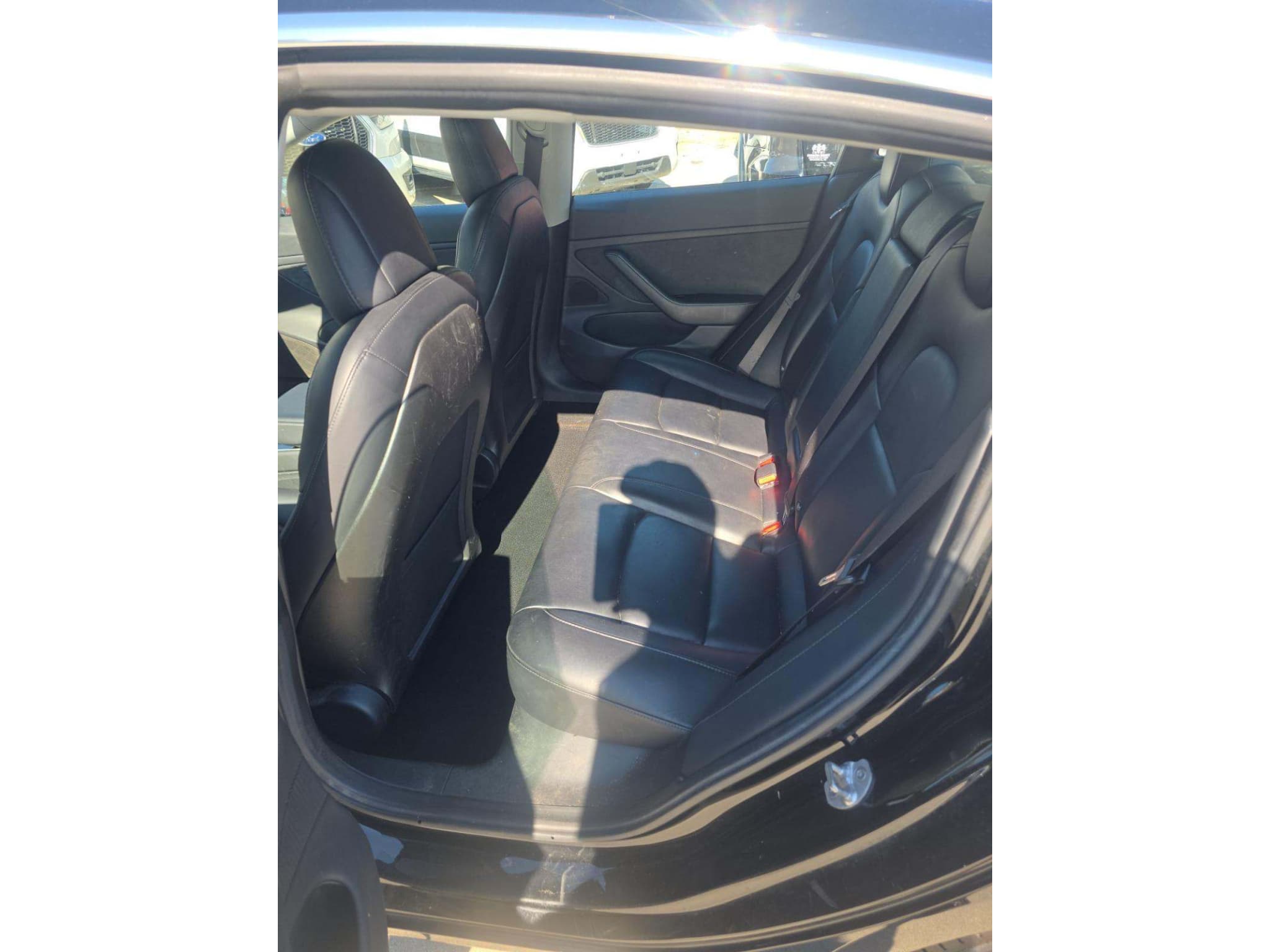 2018 Tesla Model 3 view 6
