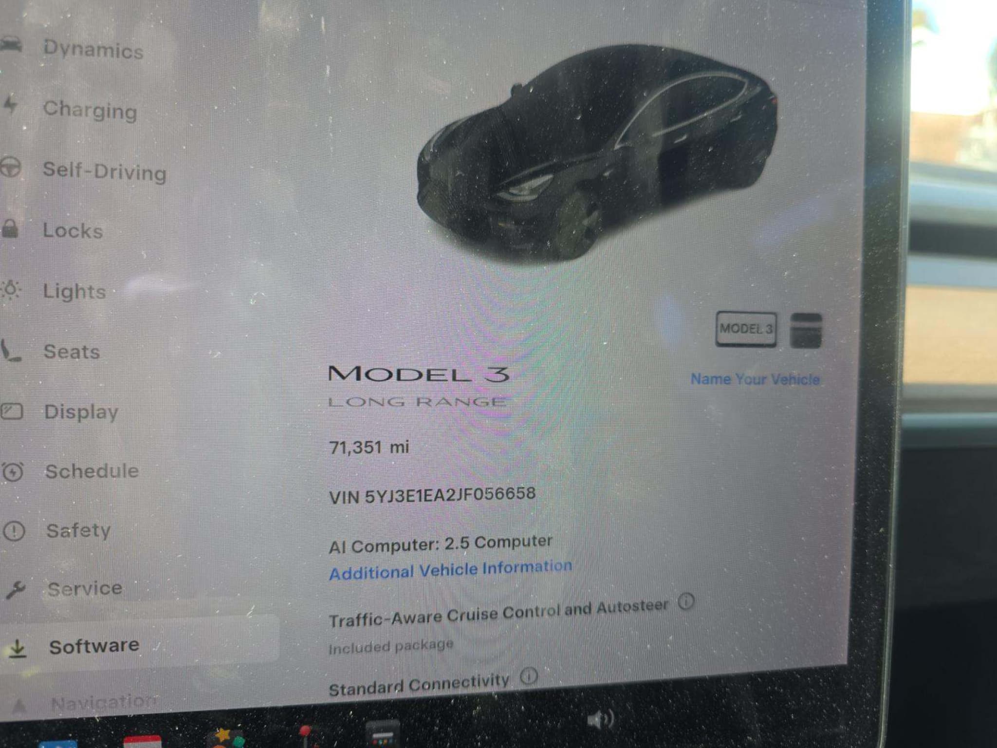 2018 Tesla Model 3 view 7