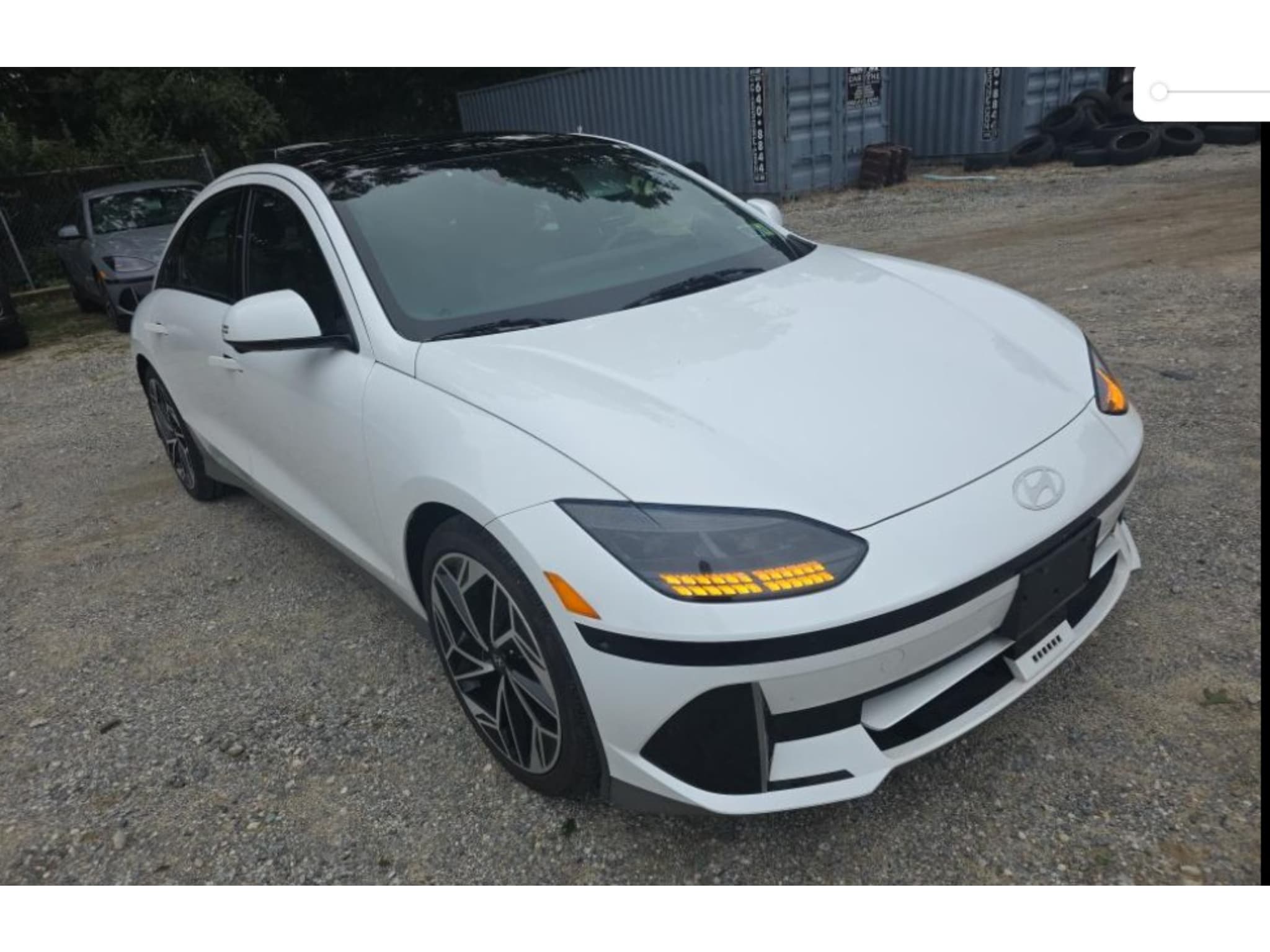 2024 Hyundai IONIQ 6 view 4