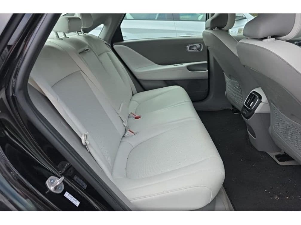 2024 Hyundai IONIQ 6 view 6