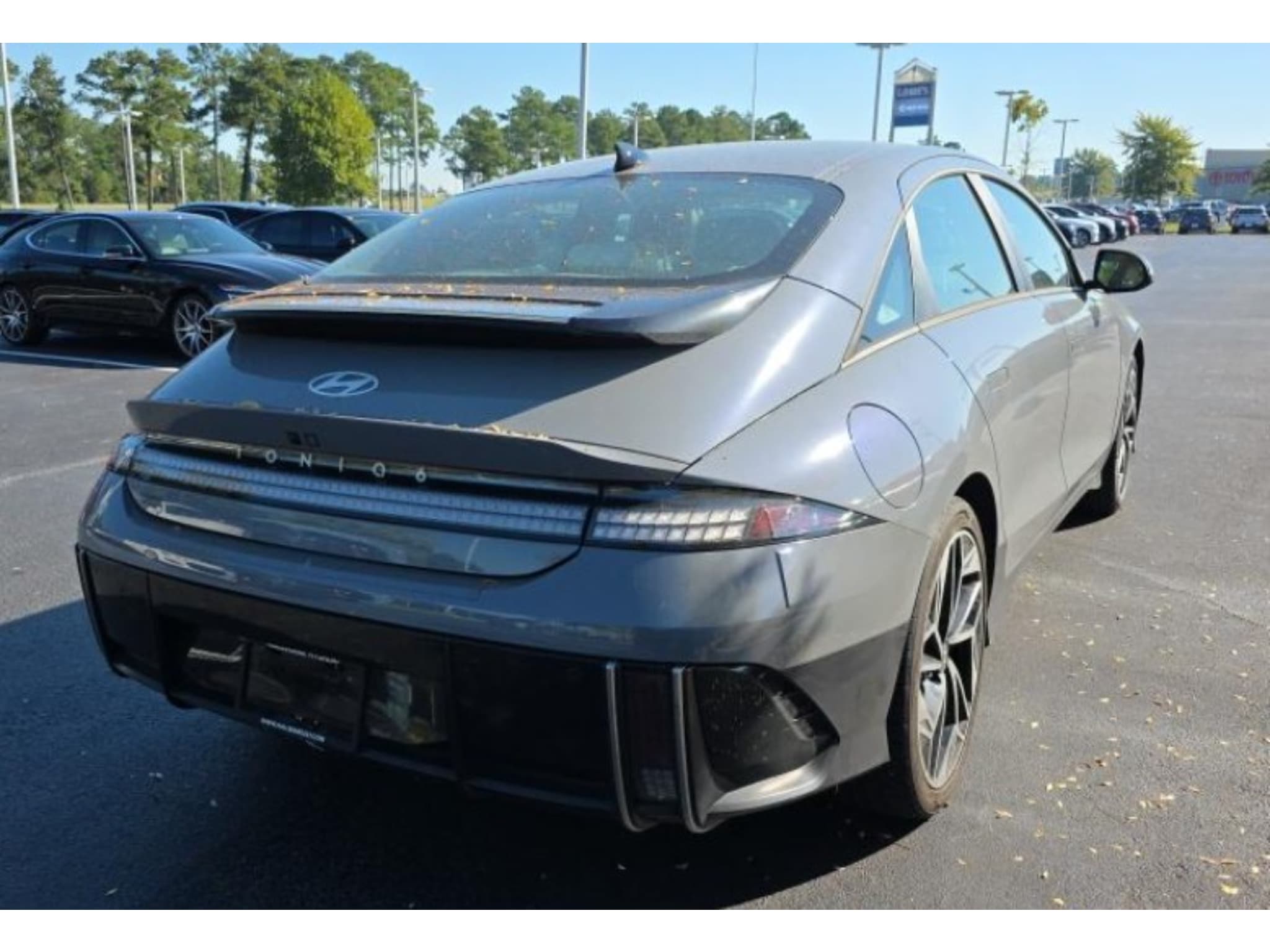2024 Hyundai IONIQ 6 view 3