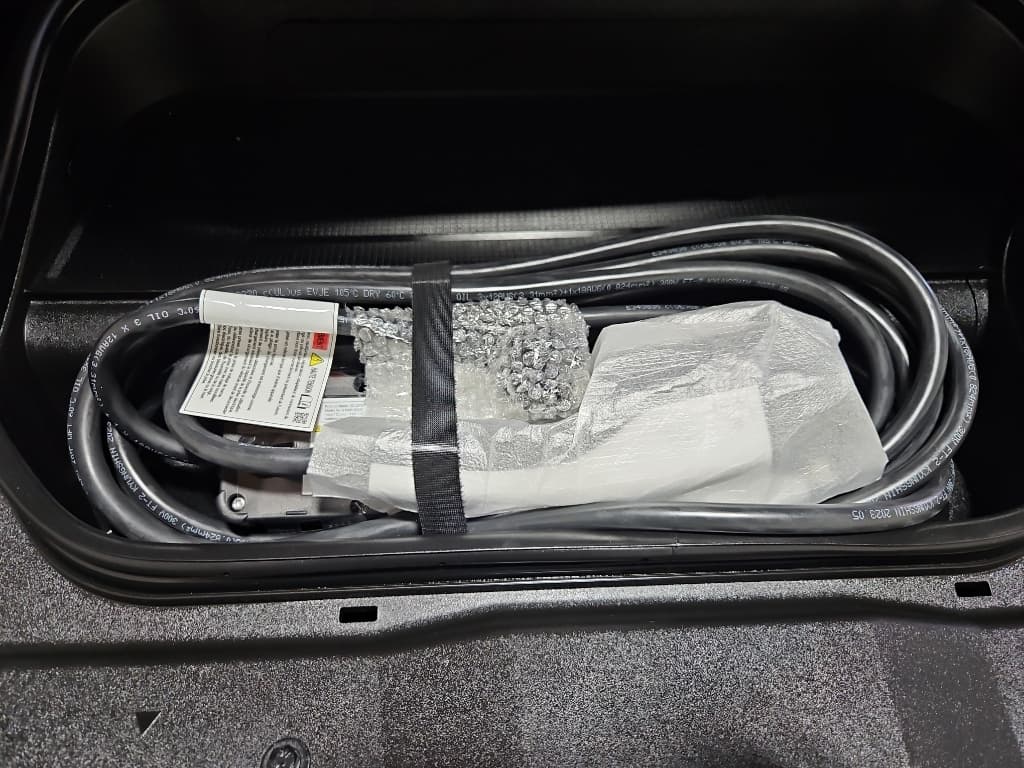 2024 Hyundai IONIQ 6 view 6