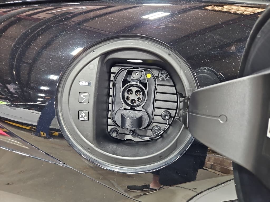 2024 Hyundai IONIQ 6 view 5