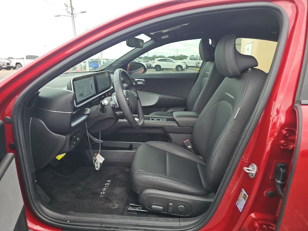 2024 Hyundai IONIQ 6 view 5
