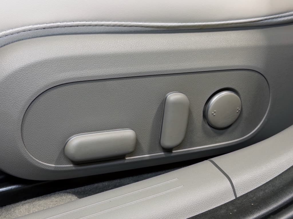 2024 Hyundai IONIQ 6 view 7