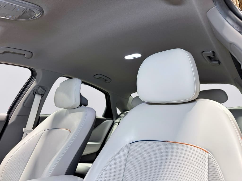 2024 Hyundai IONIQ 6 view 25