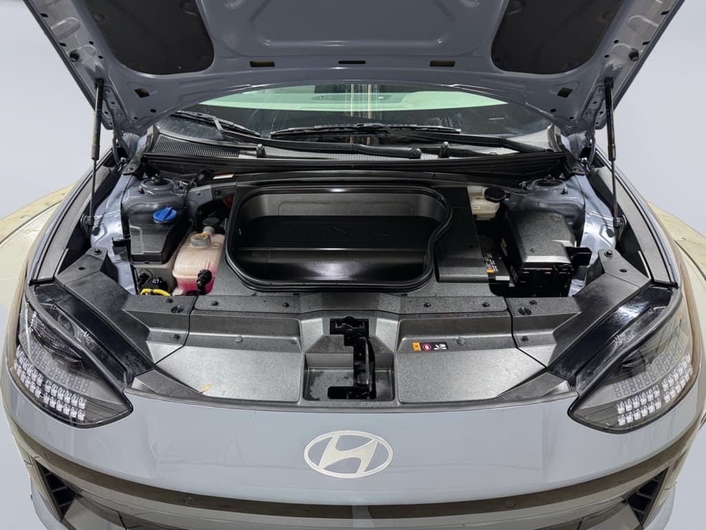 2024 Hyundai IONIQ 6 view 26