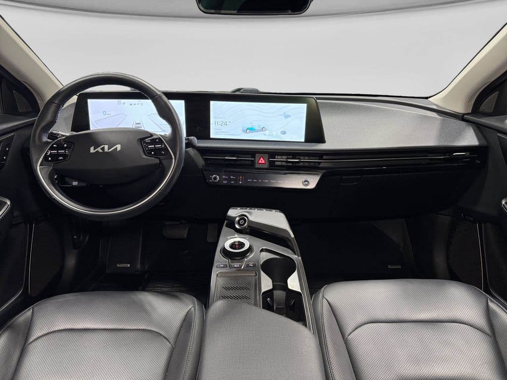 2022 Kia EV6 view 7